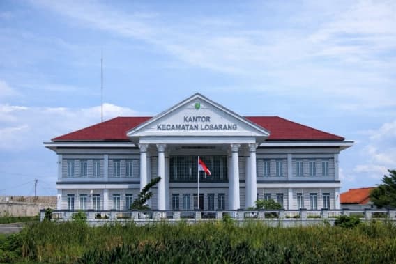 FJL Kritik Kinerja Camat Losarang, Aduan Warga dan Media Disebut Tak Digubris