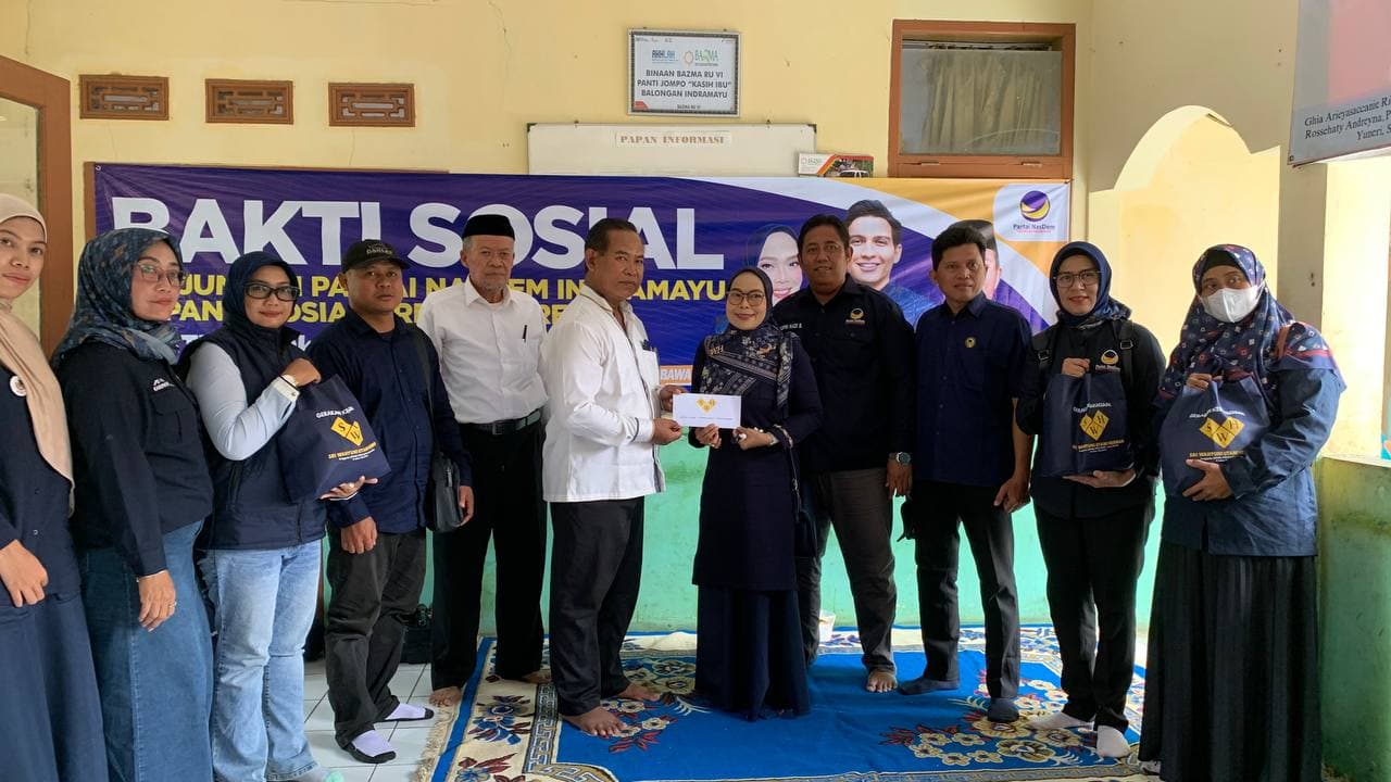 Sambut HUT ke 14, NasDem Indramayu Salurkan Bantuan untuk ODHA, Anak Yatim dan Lansia