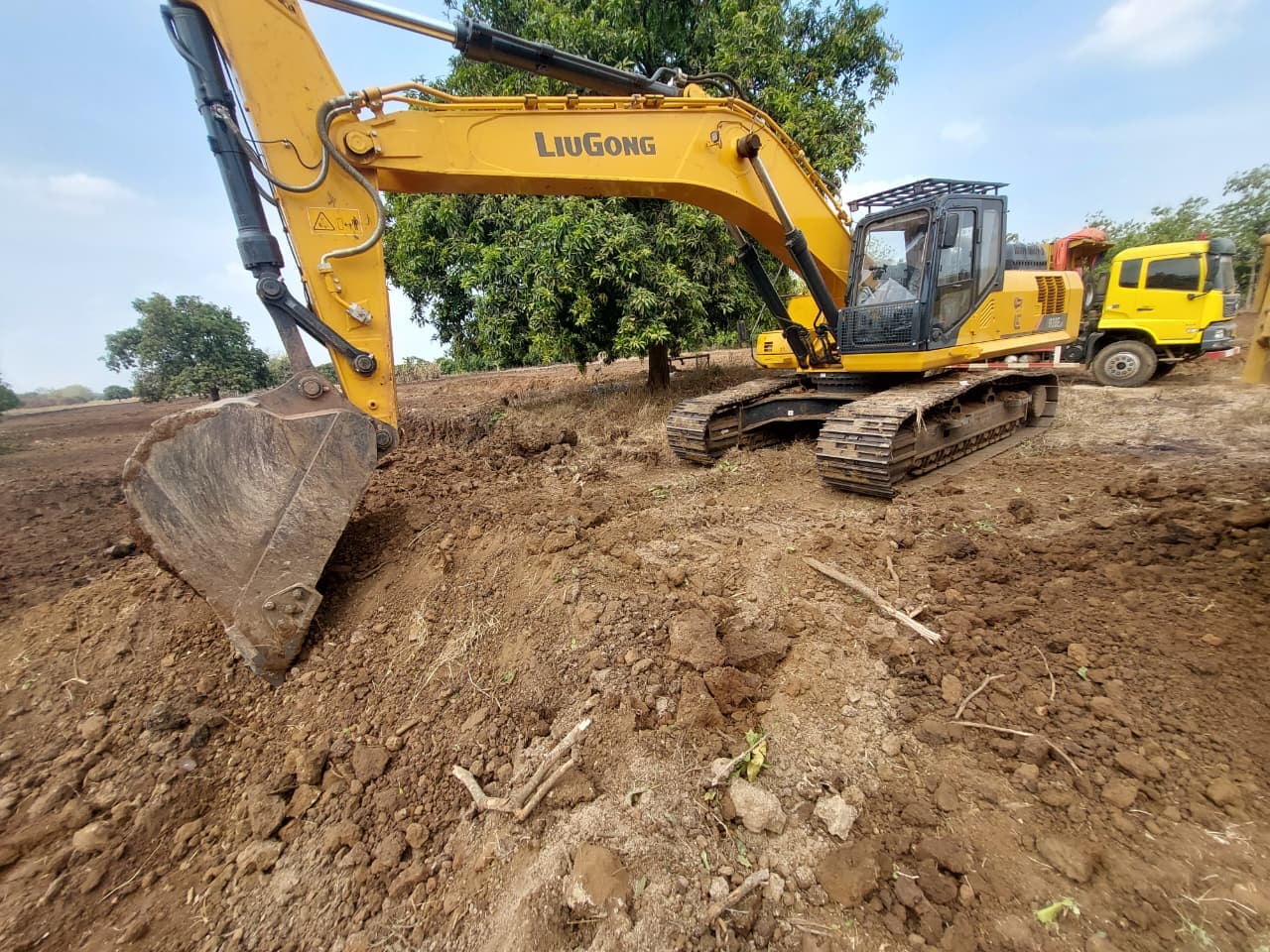 Polres Indramayu Kembali Gerebek Tambang Tanah Ilegal, Kali Ini Lokasi Tunggul Payung Lelea, Warga Cirebon Ditangkap