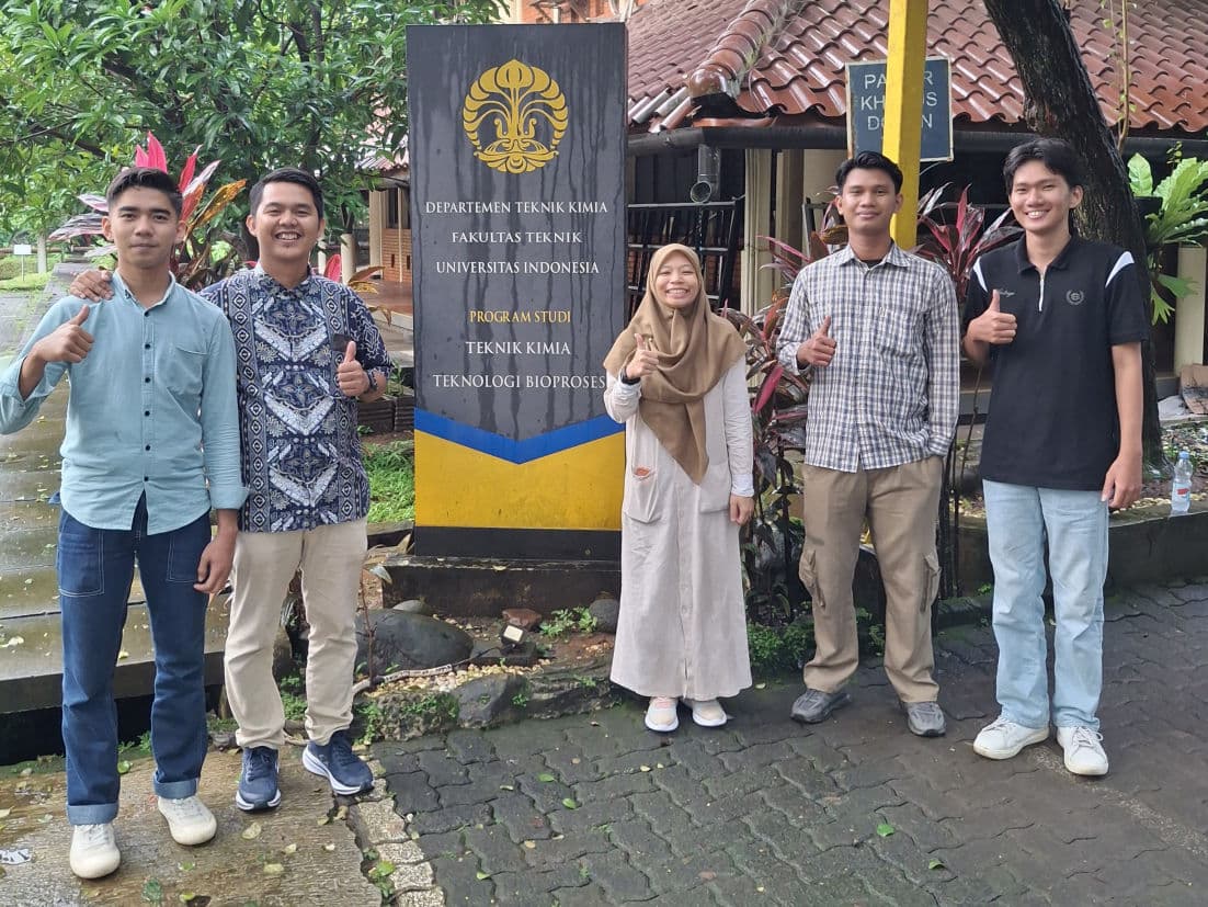 Kolaborasi Dosen Polindra dan Universitas Indonesia Kembangkan Alat Bioenergi untuk Bahan Bakar Pesawat