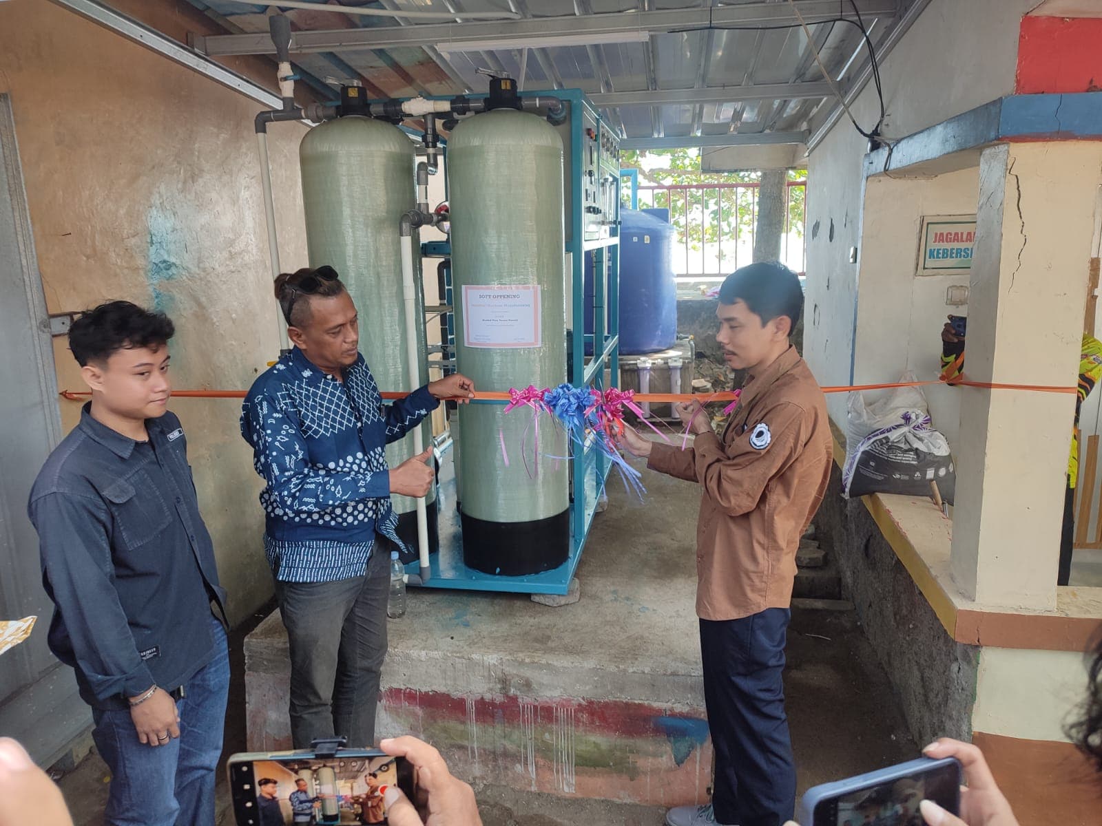 Pantai Bali 2 Kini Miliki Mesin BWRO Karya Mahasiswa Polindra Berkapasitas 10.000 Liter