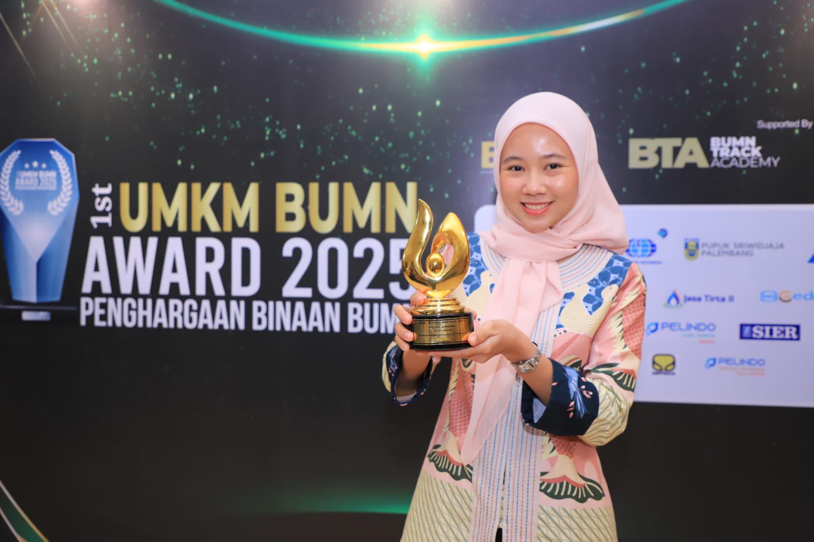 Sinergi BUMN dan Masyarakat, Program Gagak Winangsih Ciptakan Lapangan Kerja Inklusif dan Berkelanjutan