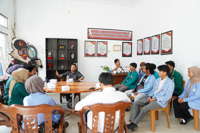 BEM PTNU Indramayu Audiensi ke Bawaslu, Bahas Pendidikan Politik dan Penguatan Demokrasi Kampus