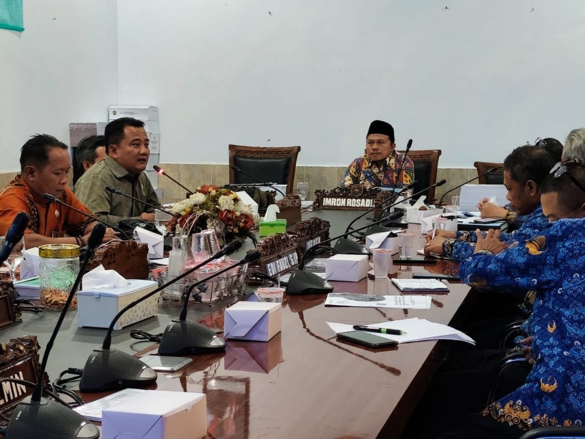 Hutang Petani Indramayu Capai Rp1,5 Triliun, Komisi 2 DPRD Panggil BPS dan DKPP