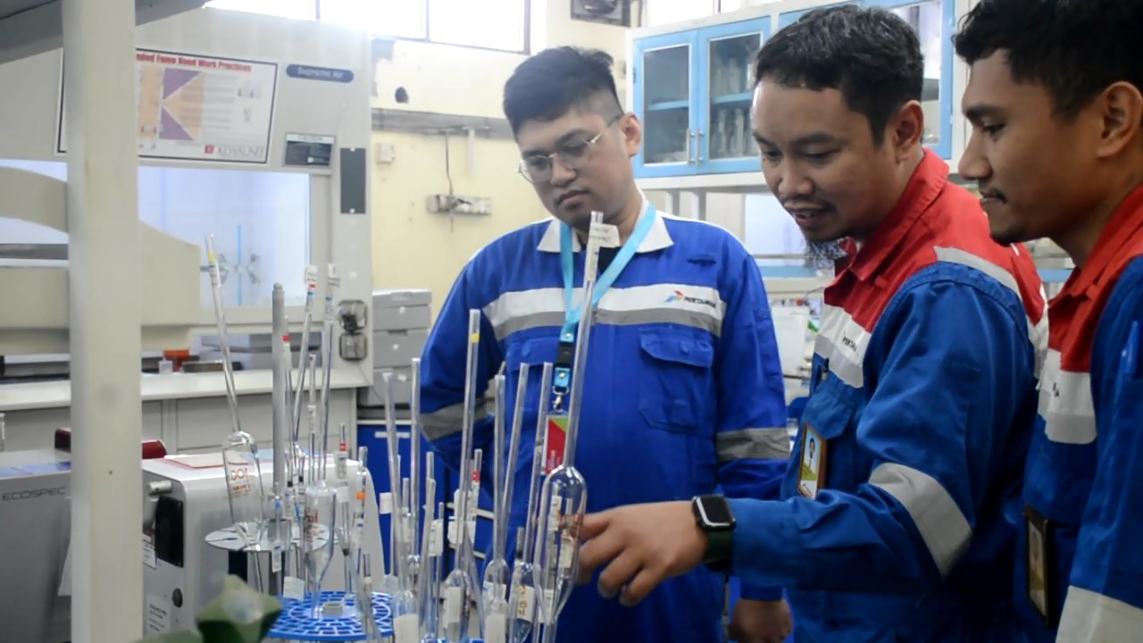 Audit Ketat ISO 17025:2017, Kilang Balongan Pastikan Pertamax hingga Avtur Teruji Presisi