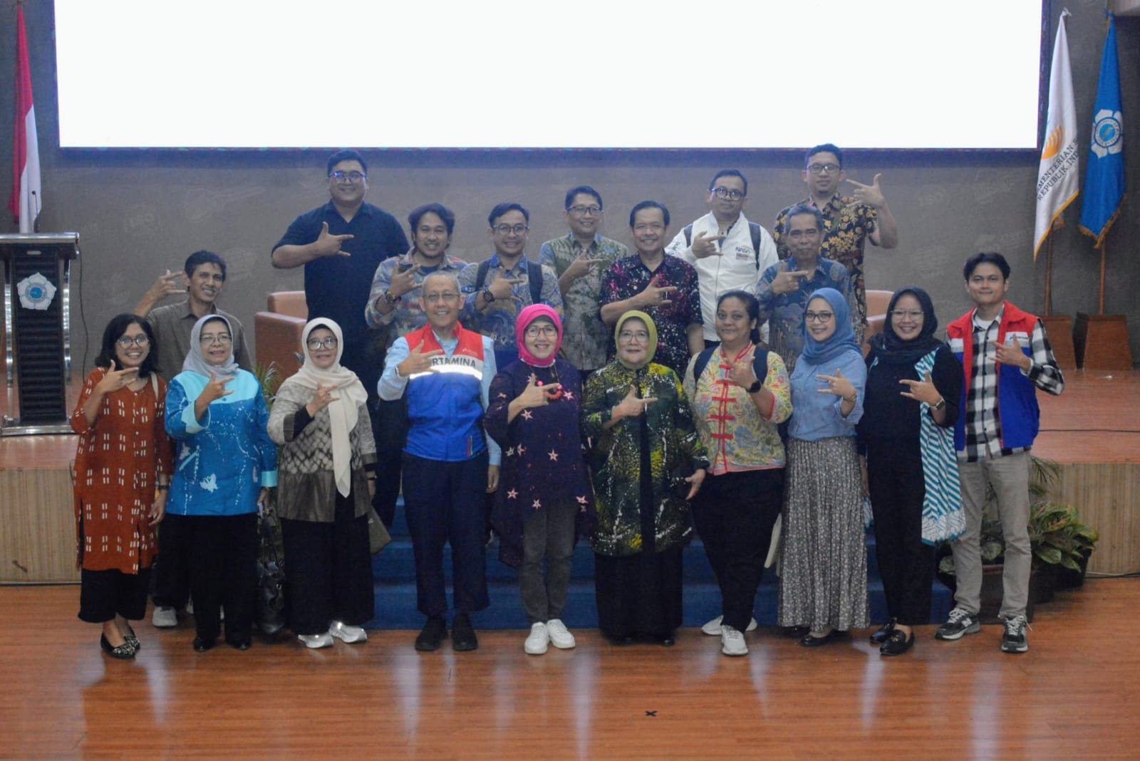 Dari Sunyi Menjadi Mandiri, Program PERINTIS CSR Kilang Balongan Buka Jalan Hidup Baru Disabilitas Rungu Wicara