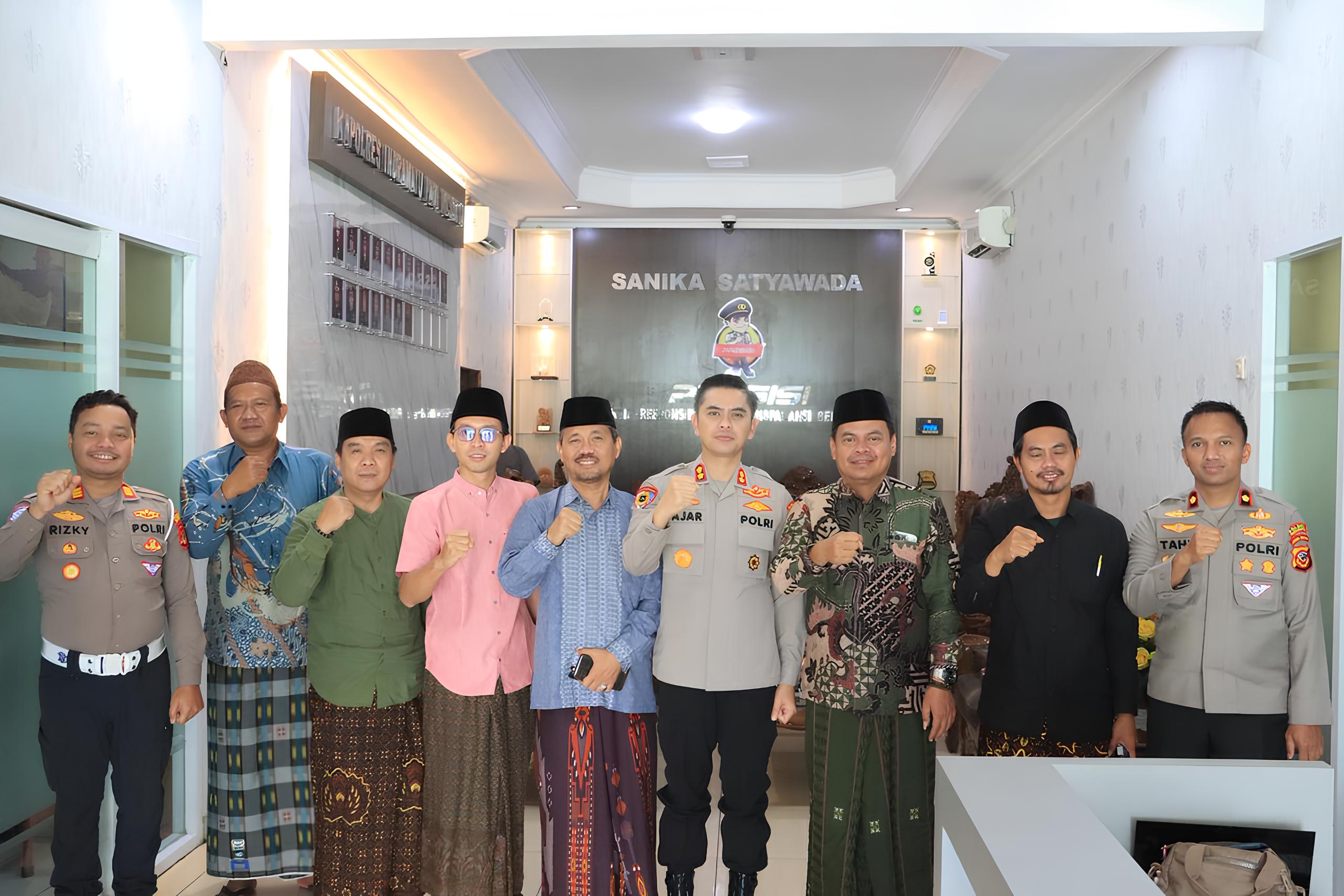 FPP Indramayu Jalin Sinergi dengan Polres, Bentuk Program “Santri Presisi” untuk Dekatkan Polisi dan Pesantren