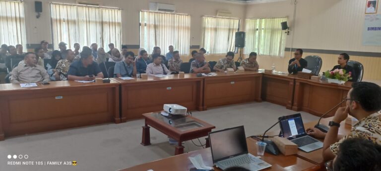 Tingkatkan Penerimaan Pajak Kendaraan Bermotor, Bapenda Kabupaten Cirebon Gelar Bimtek bagi Penelusur KTMD