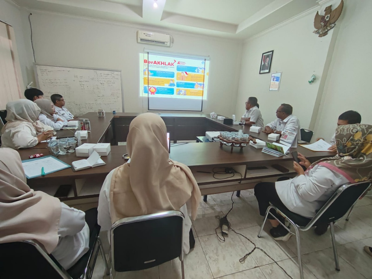 Sosialisasi ASN BerAKHLAK, Dispara Indramayu Dorong Pegawai Lebih Profesional dan Berintegritas