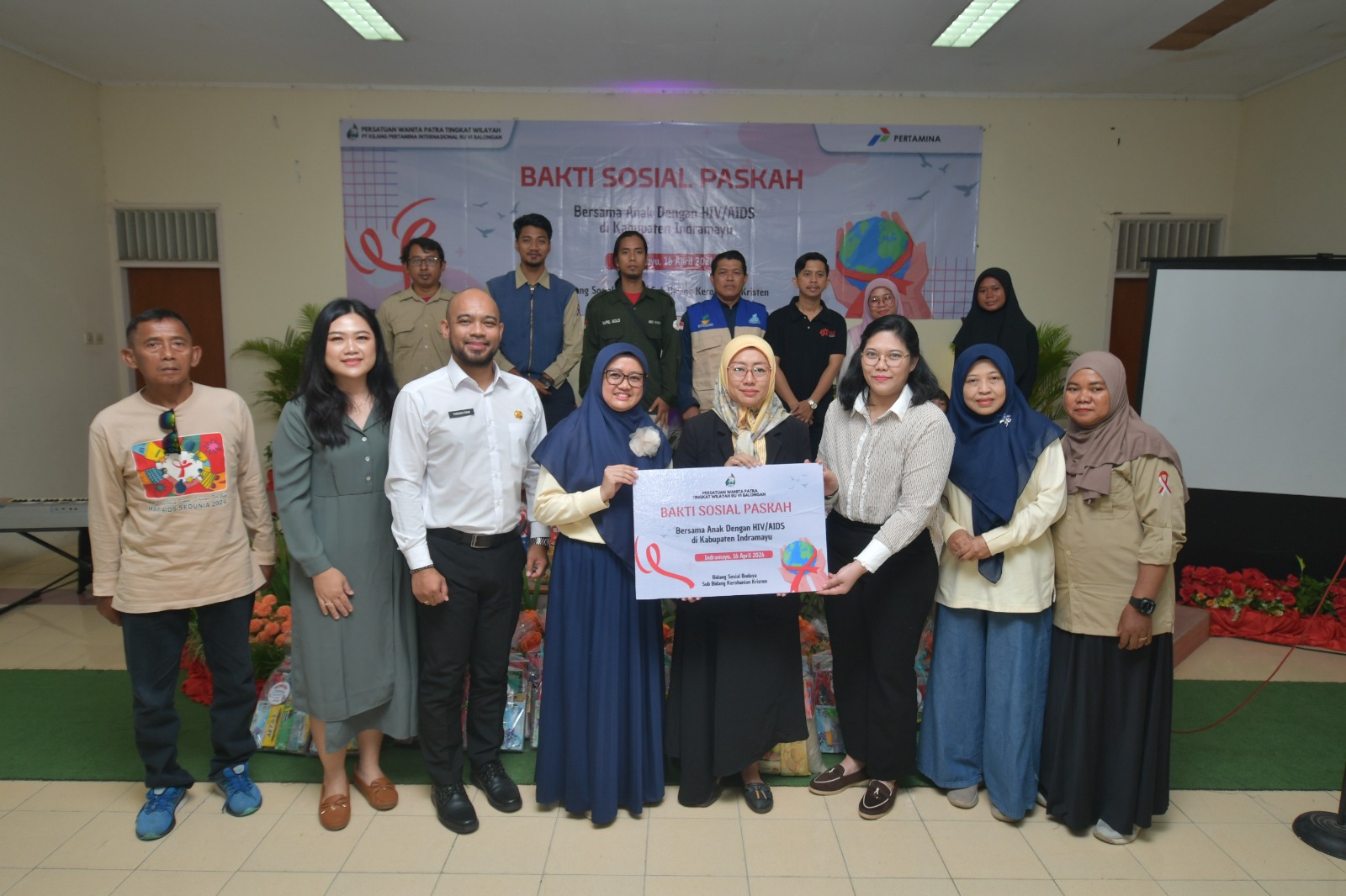 Sentuhan Kepedulian PWP Balongan, Puluhan Anak ADHA di Indramayu Terima Bantuan